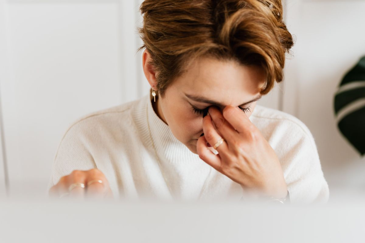 Stress chronique : 10 signes que ton corps manque de récupération